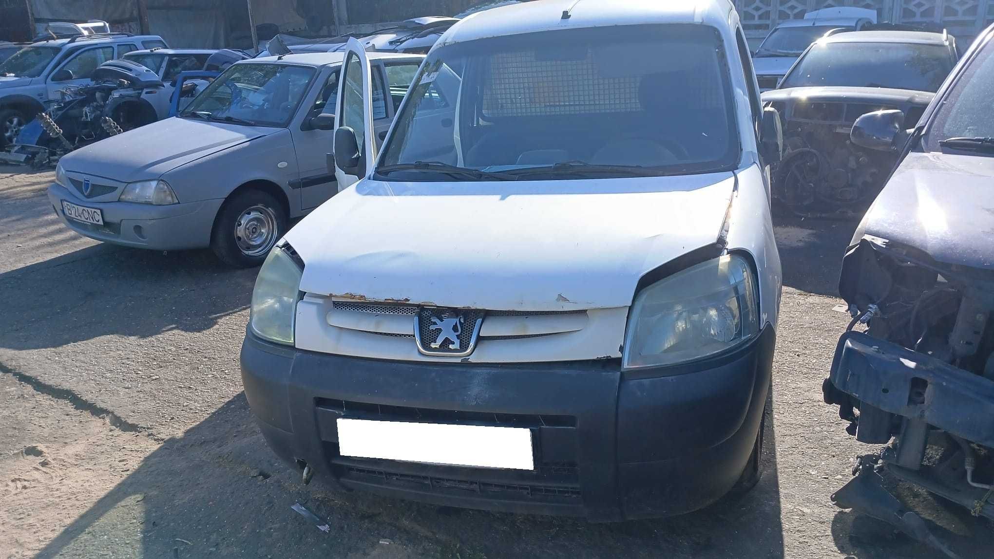 Dezmembrez Peugeot Partner 1.9 Diesel Din 2003 - WJY