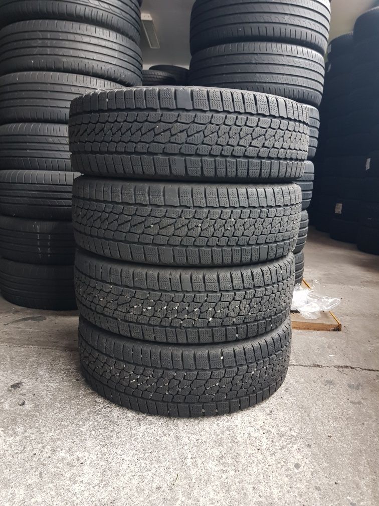 Firestone 215/65 R16 C 109/107T M+S iarnă