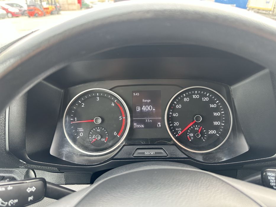 Vand Vw Crafter 2017,L3h3,2.0 tdi euro 6,218000 km reali,ac,pilot