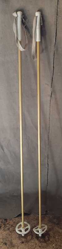 Лыжные  палки  СССР качественные,длина  140 см