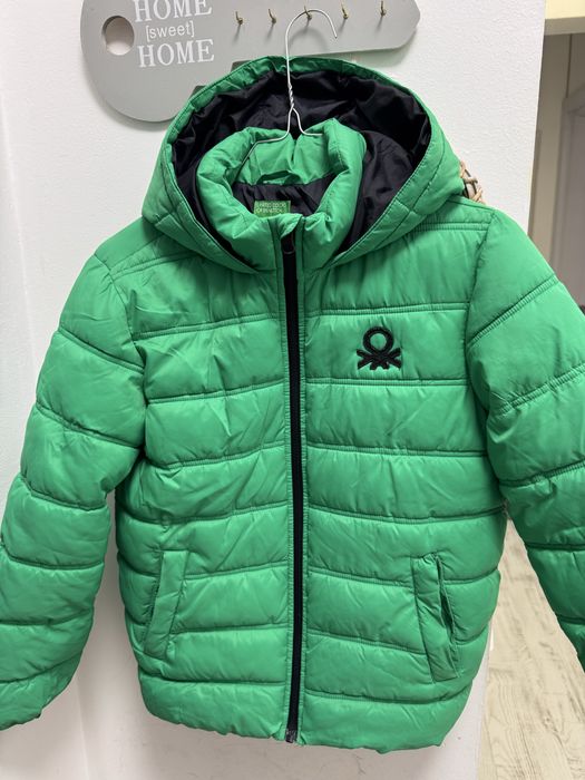 Детско зимно яке Бенетон като ново