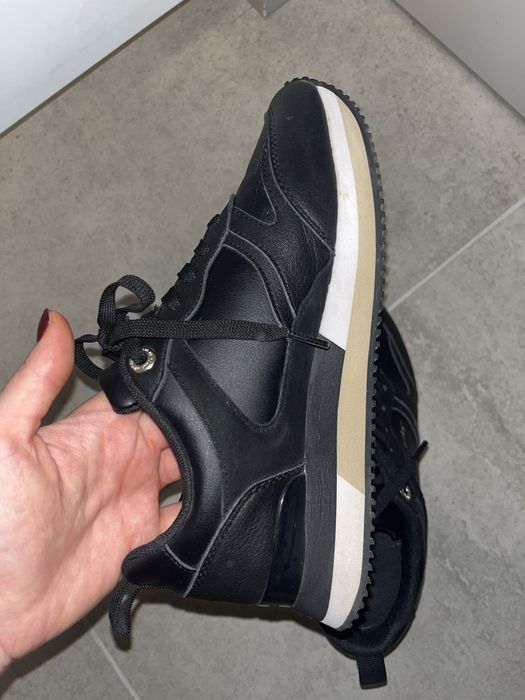 Дамски Маратонки черни Tommy Hilfiger