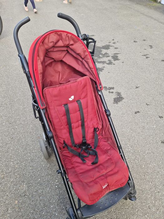 Carucior sport tip umbrela Joie