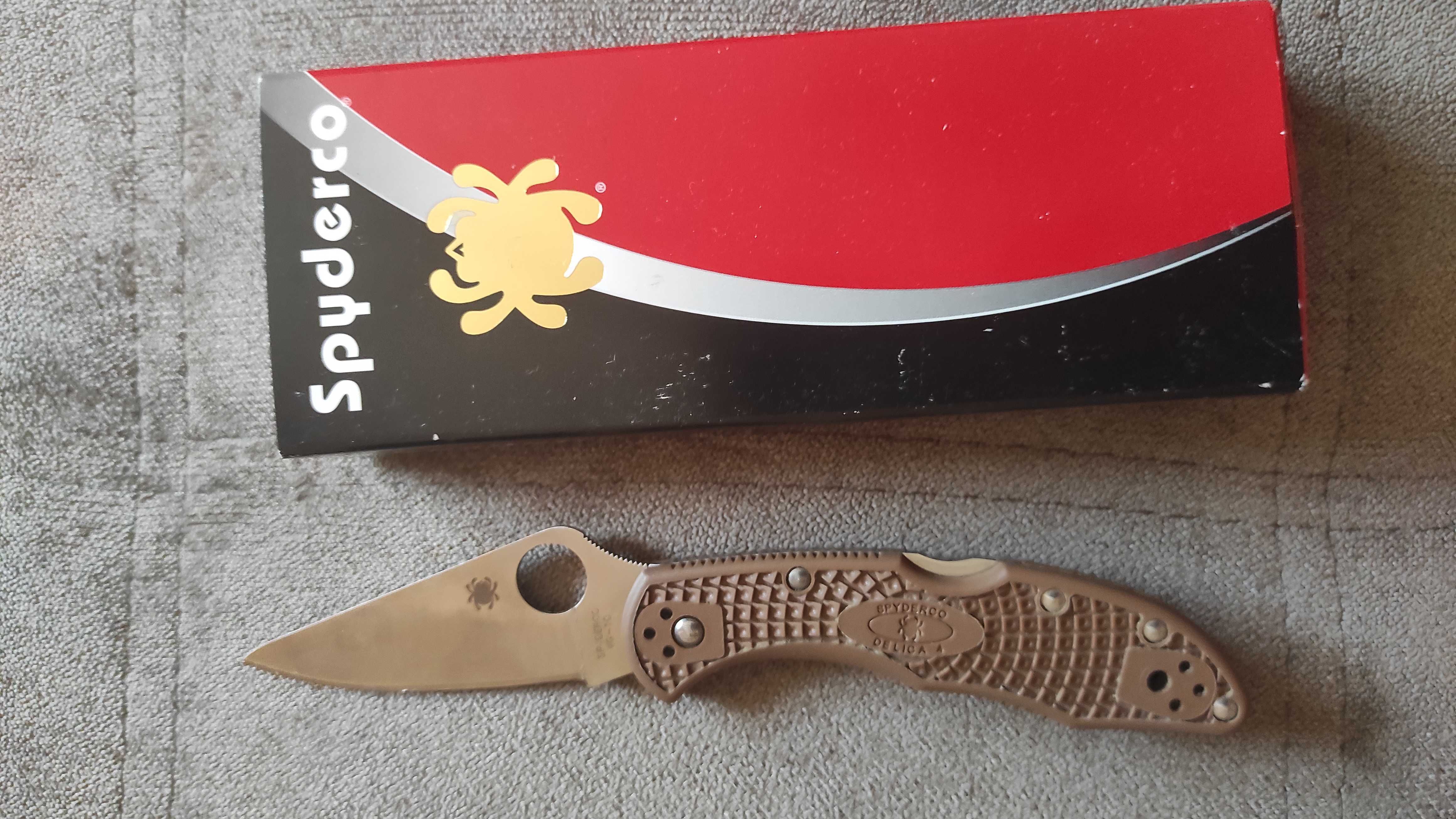 Vând cuțit spyderco delica 4 maro