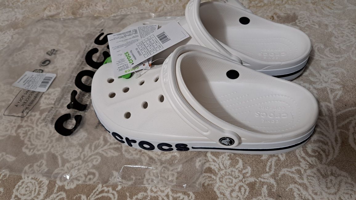 Оригинальные CROCS, причина продажи-ошиблись размером.