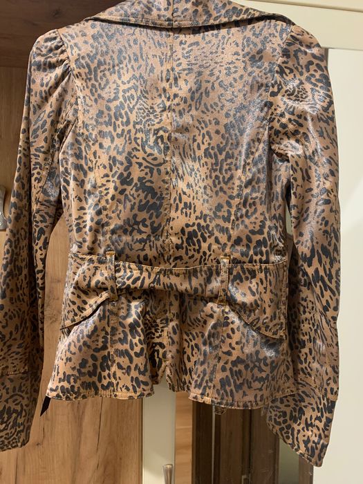 Сако с леопардов принт
