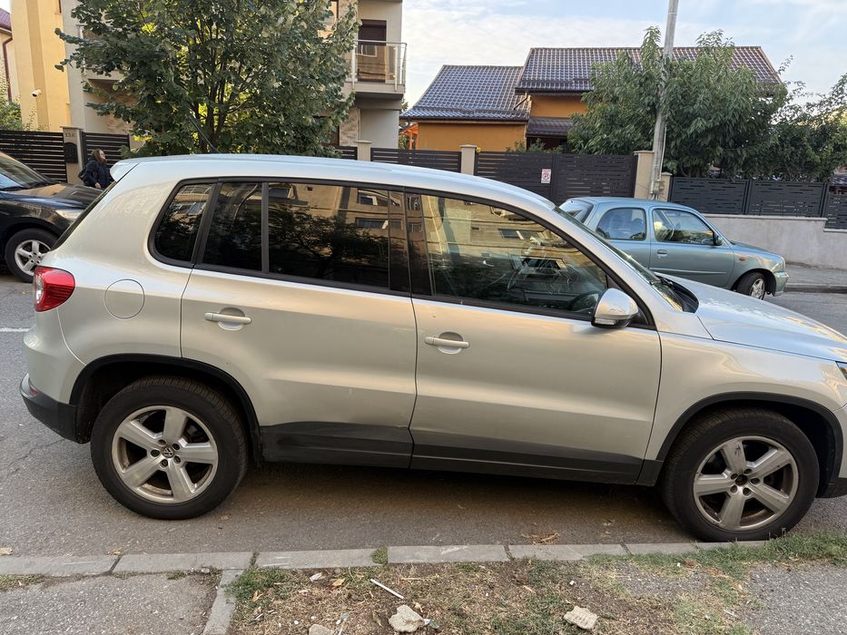 volkswagen  tiguan 4X4