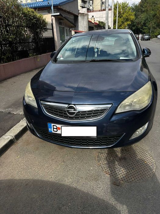 Opel astra J 2010 2750 euro negociabil