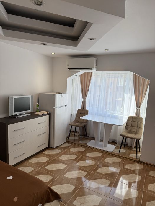 Dau în chirie Garsoniera