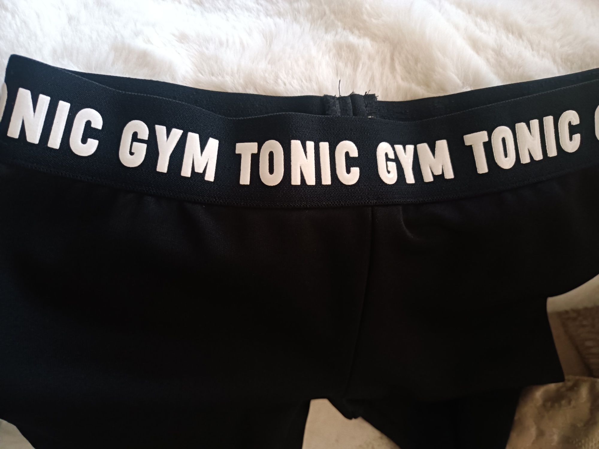 Спортен комплект Gym Tonic