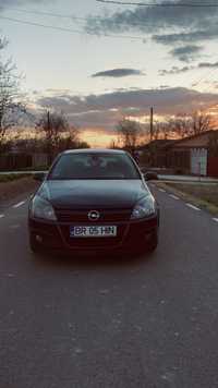 Vând/schimb Opel Astra H 2004