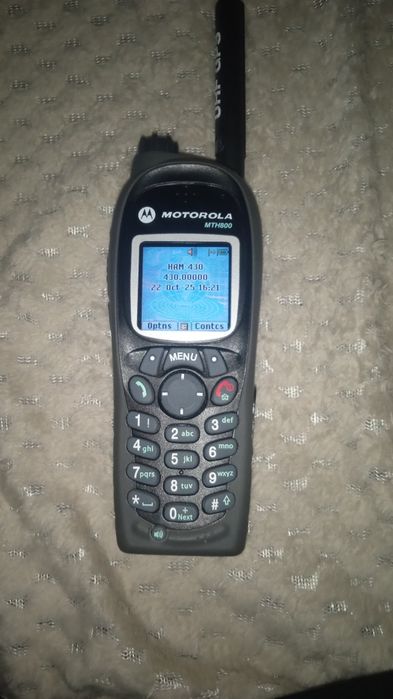 Vând radiotelefon Motorola TETRA MTH 800
