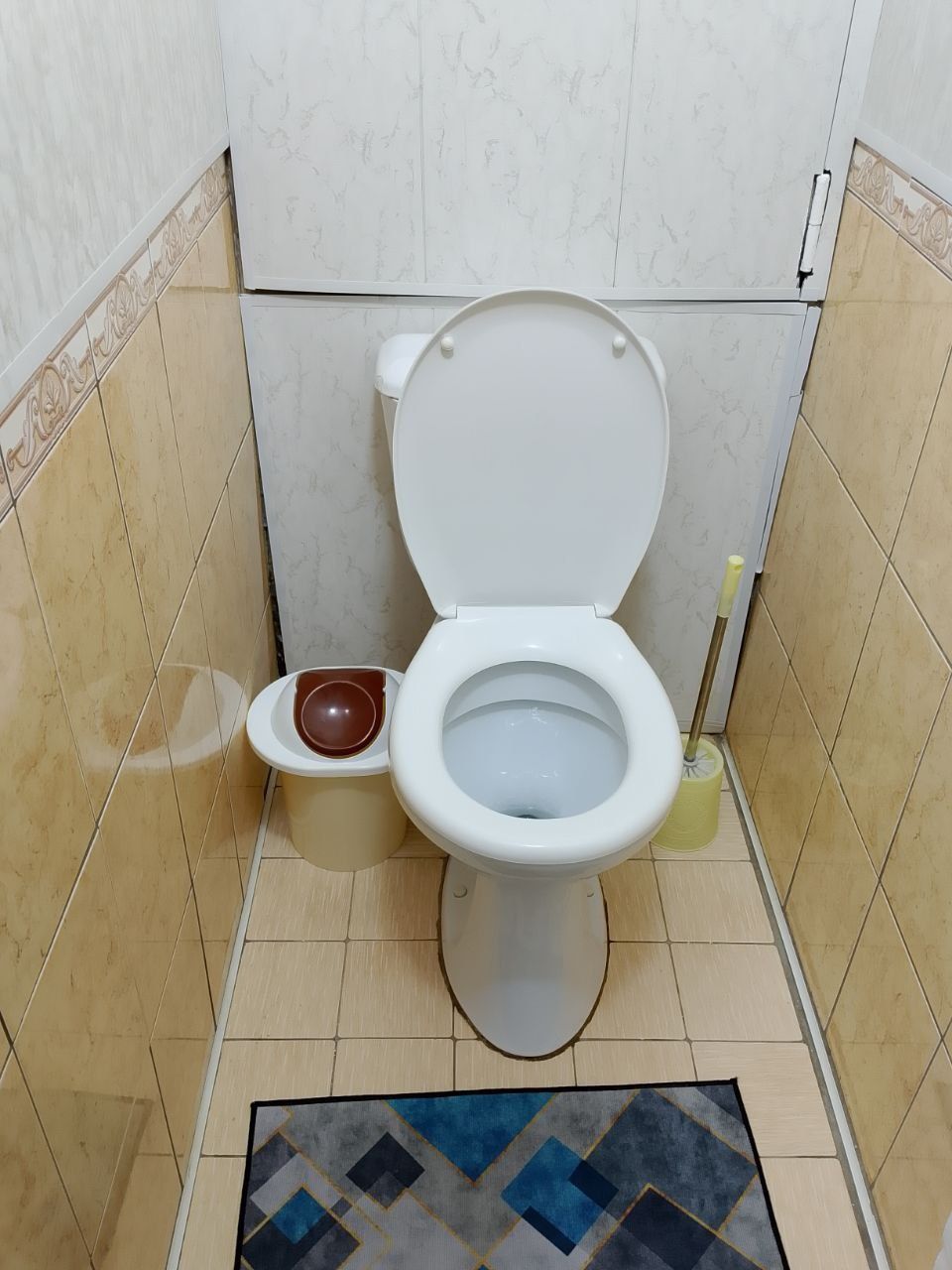 задаётся в долговременную аренду двух комнатная квартира в р.б.Кад