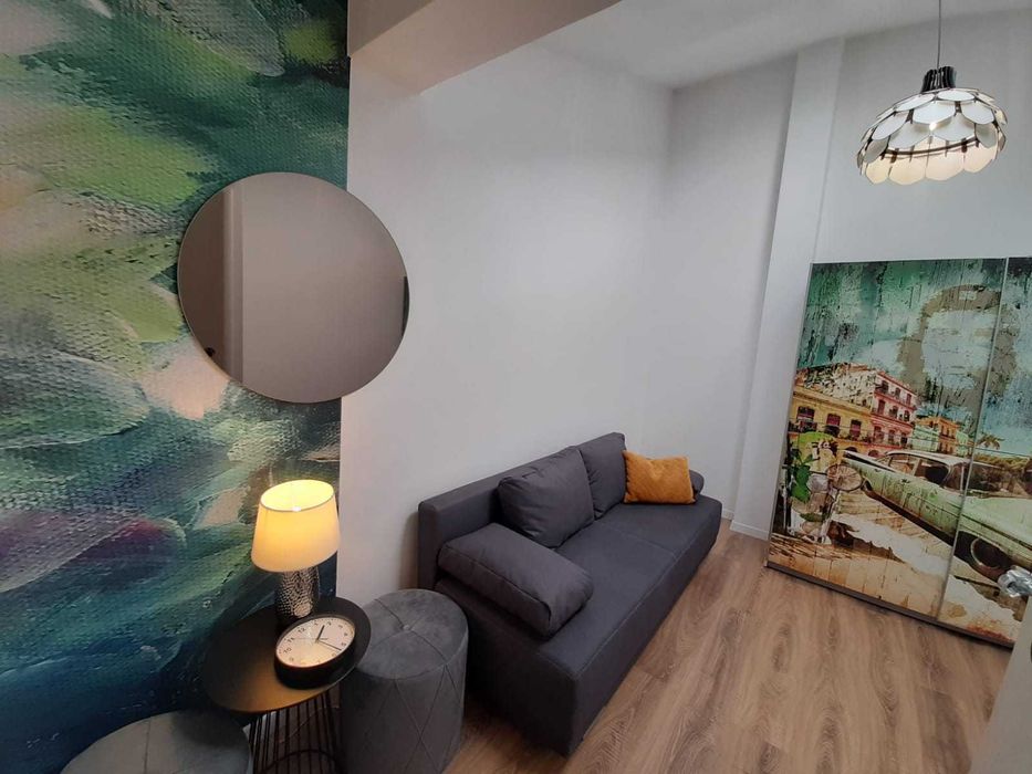 Inchiriez apartament central, etajat, 2 dormitoare- Crinului Residence