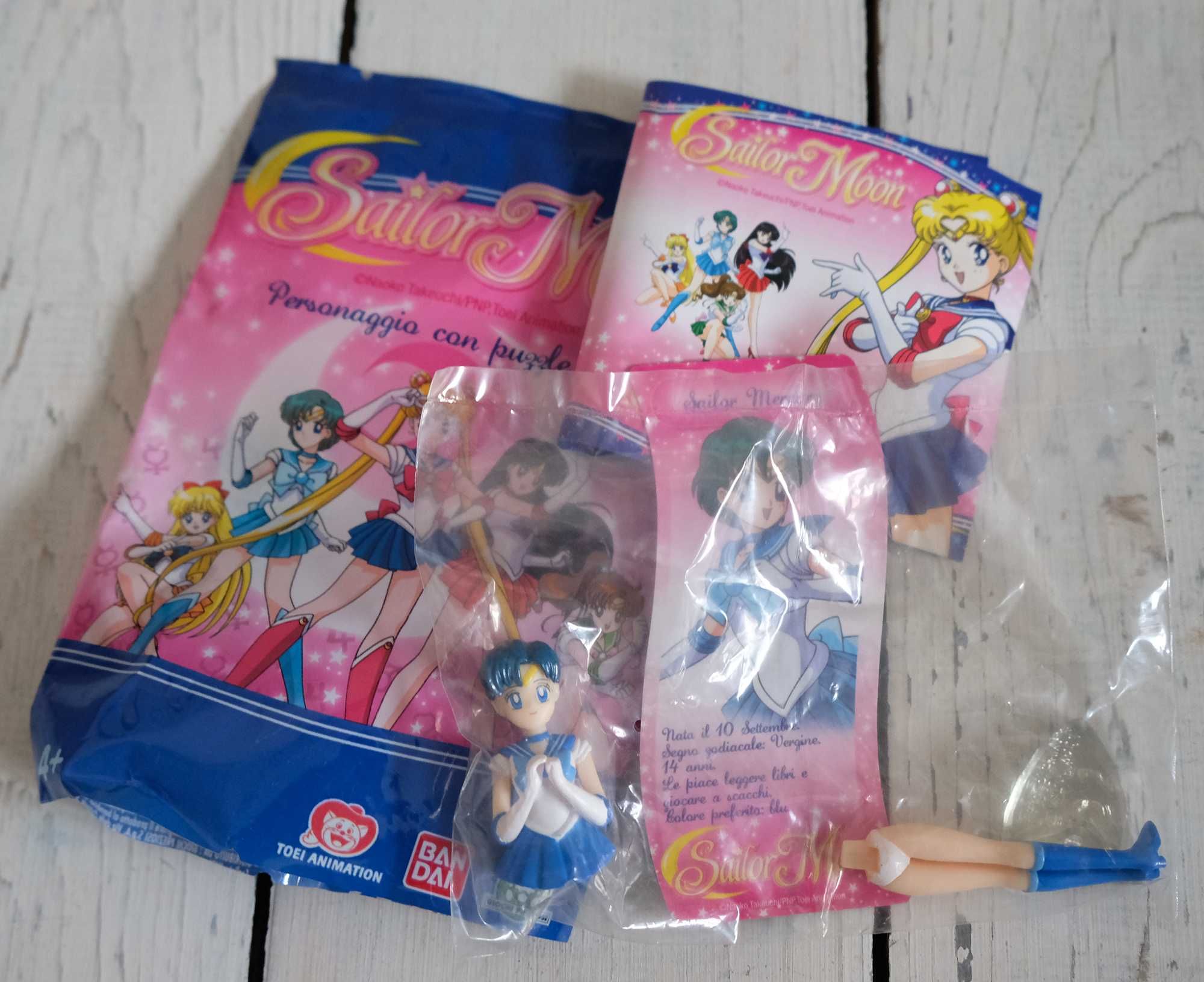 Гашапоны Giochi Preziosi Sailor Moon