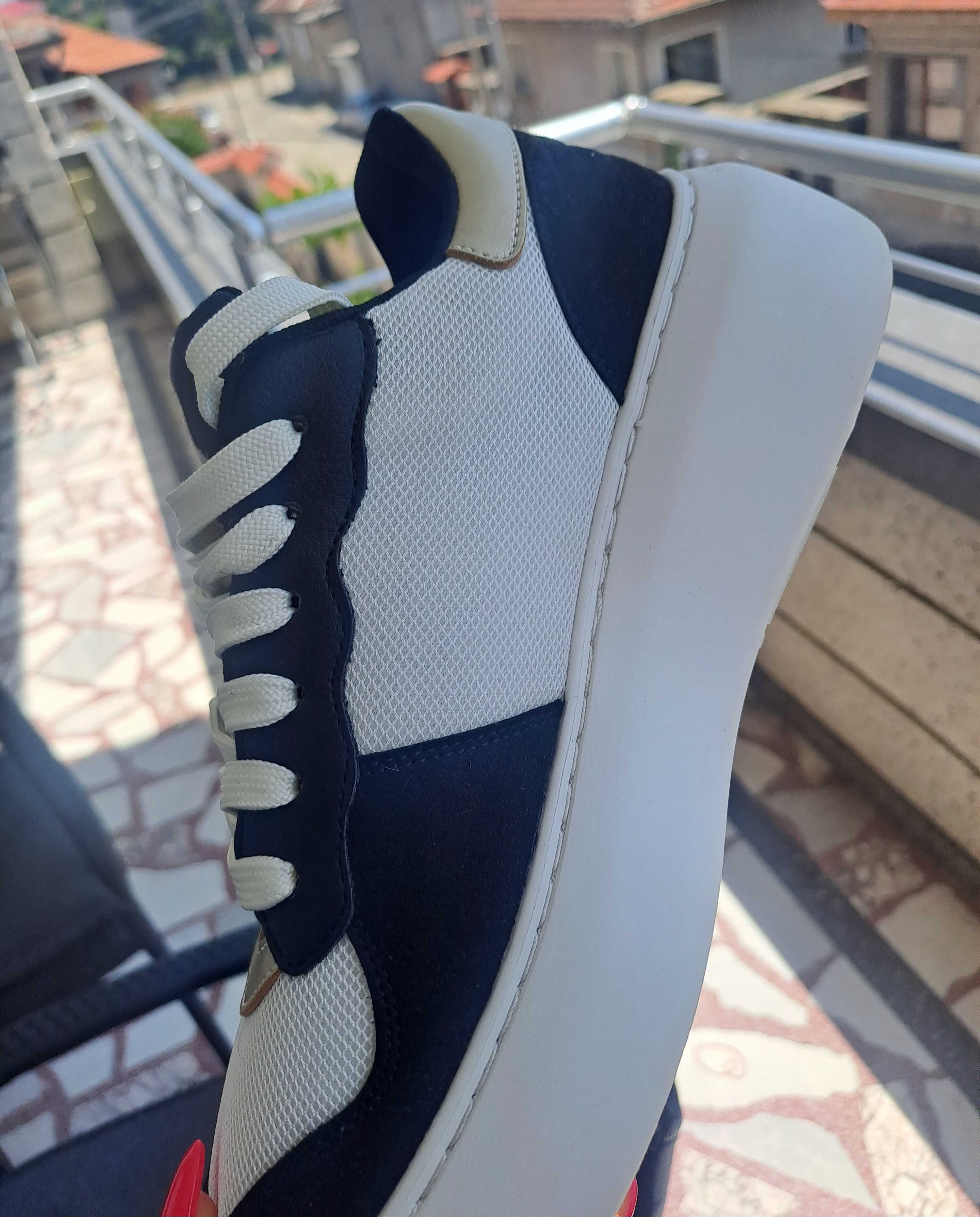 Дамски кецове Armani
