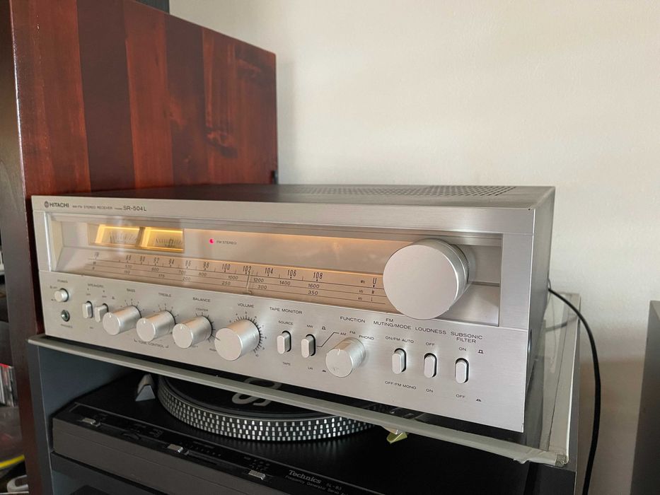 Hitachi 504 L vintage amplituner