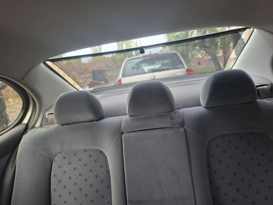 Сеат Толедо 1.8 на части