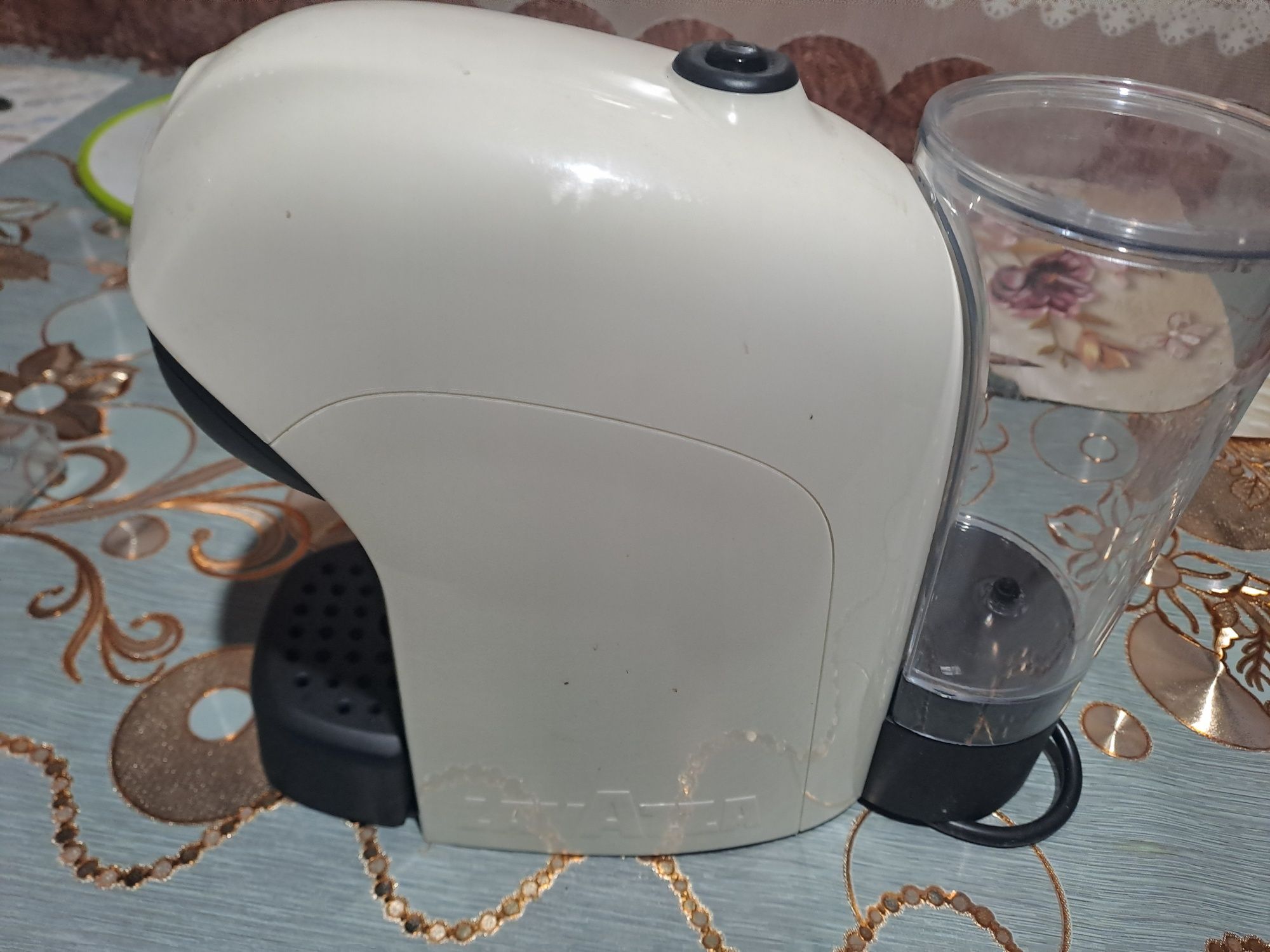 Aparat cafea lavazza cu capsule în stare foarte bună!