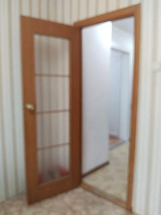 Продам межкомнатные двери