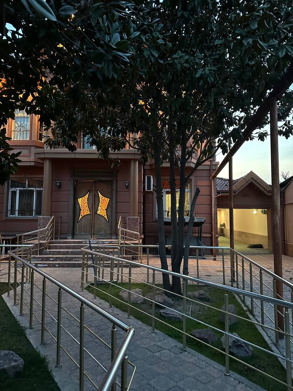 Продаётся участок центра города успейте купить