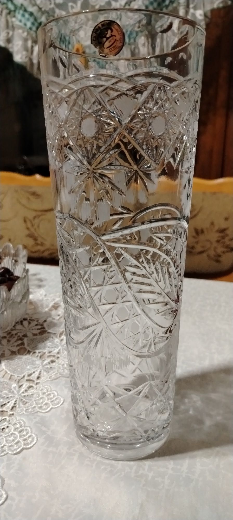 Для цветов, красивые, хрустальные вазы