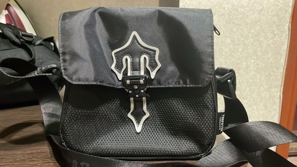 барсетка trapstar