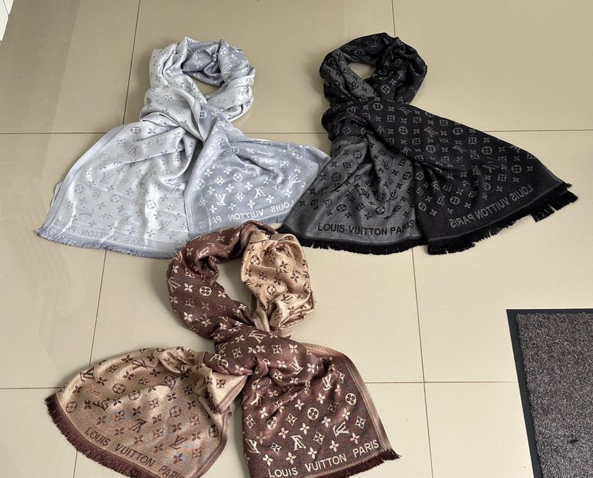 Esarfa Gucci / Louis Vuitton