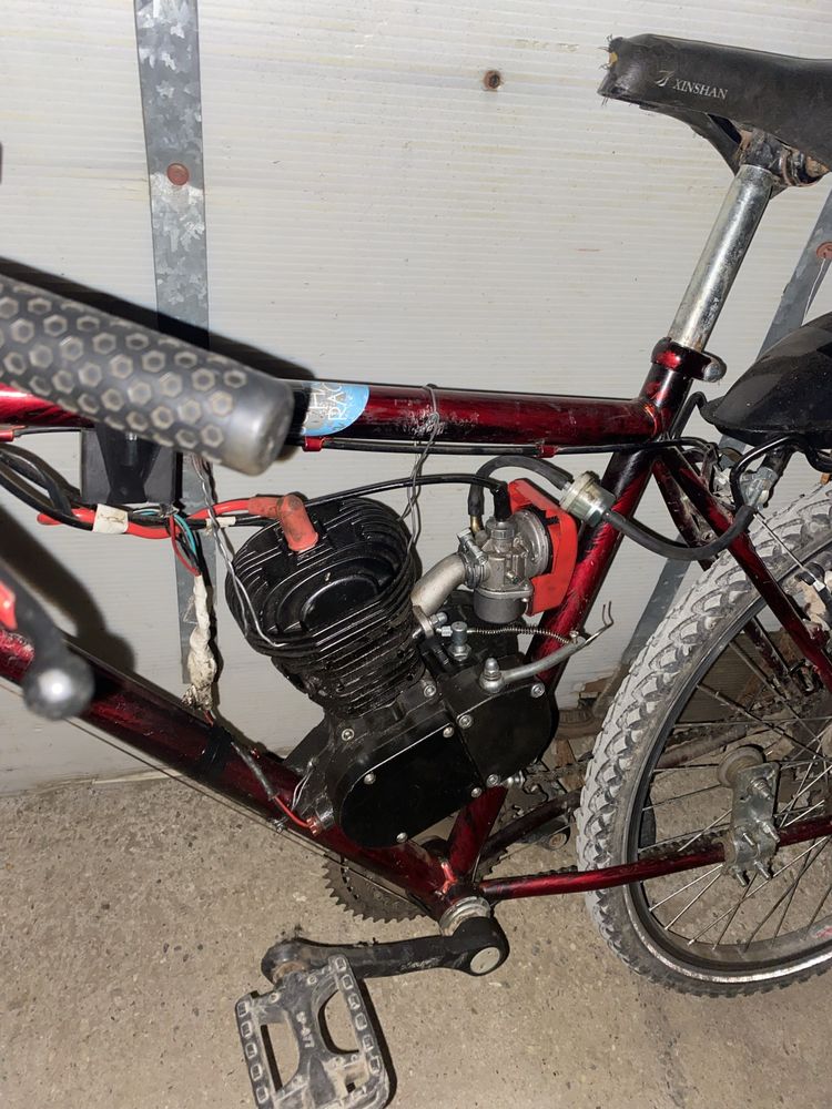 Bicicleta cu motor 100cc