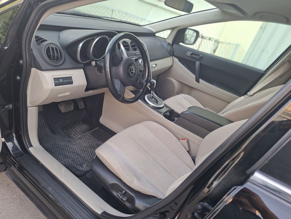 Mazda CX 7 srochna sotiladi
