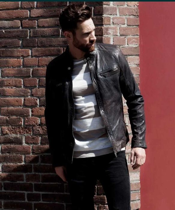 Geaca piele C.U.M.P.A.R!