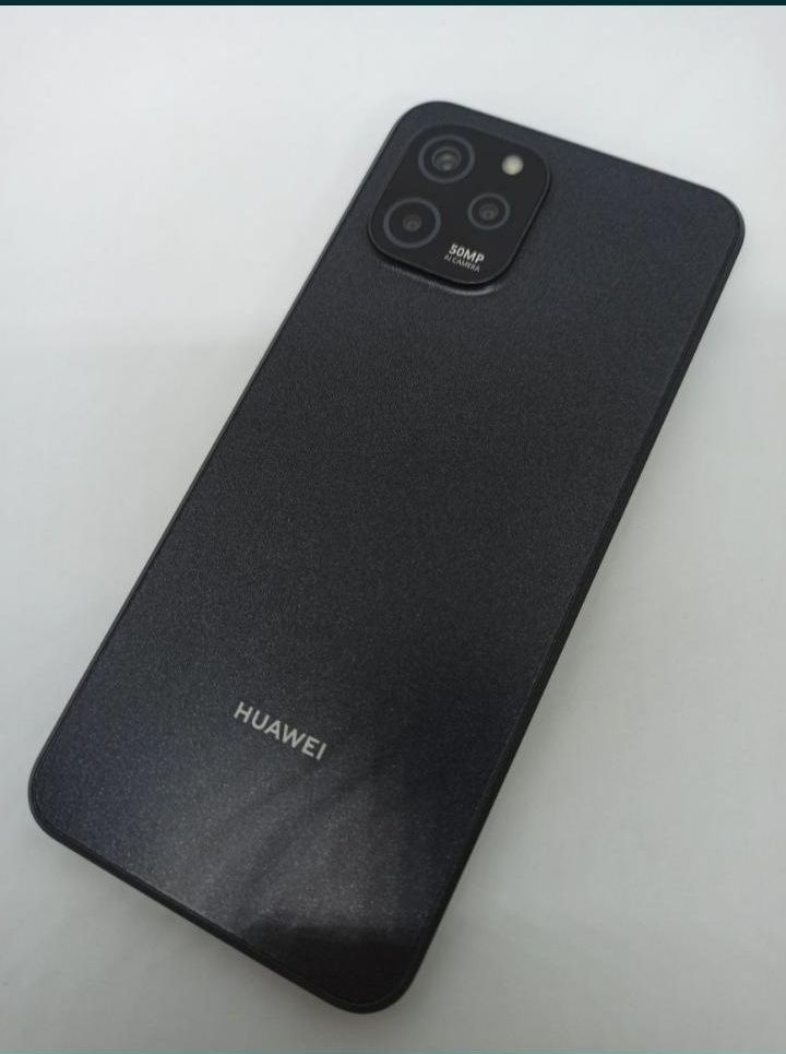 Huawei nova y 61 sotiladi