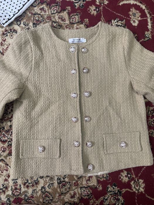 Твидовый пиджак женский