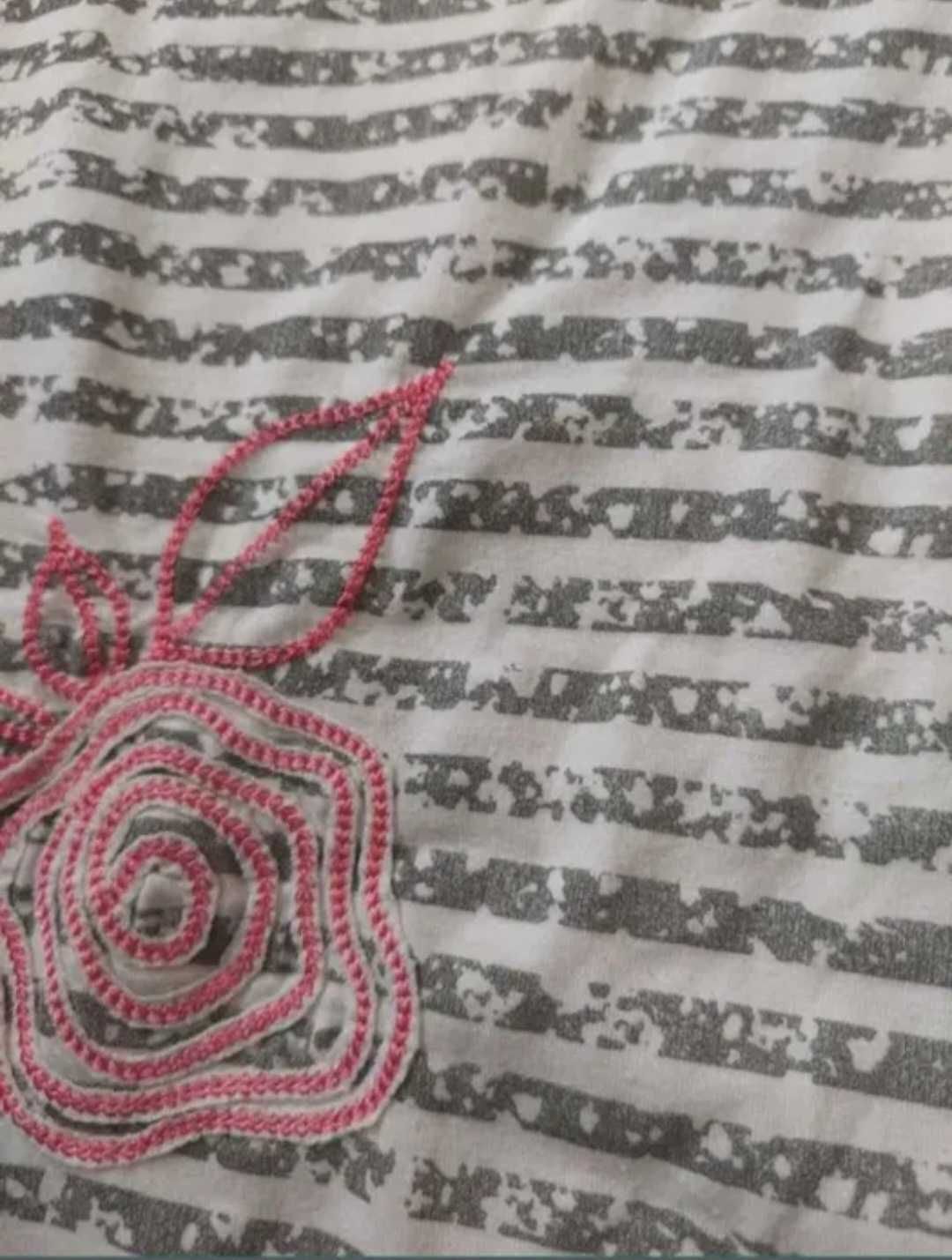 Top sclipici cu broderie