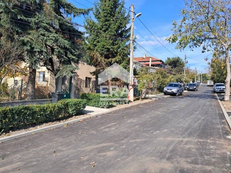 Урегулиран поземлен имот за продажба, с влязъл в сила ПУП и ПРЗ, в сел