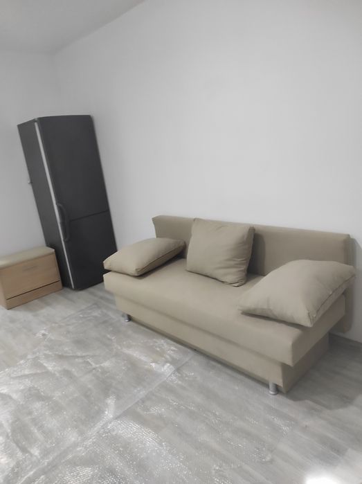 Garsoniera nouă nouă