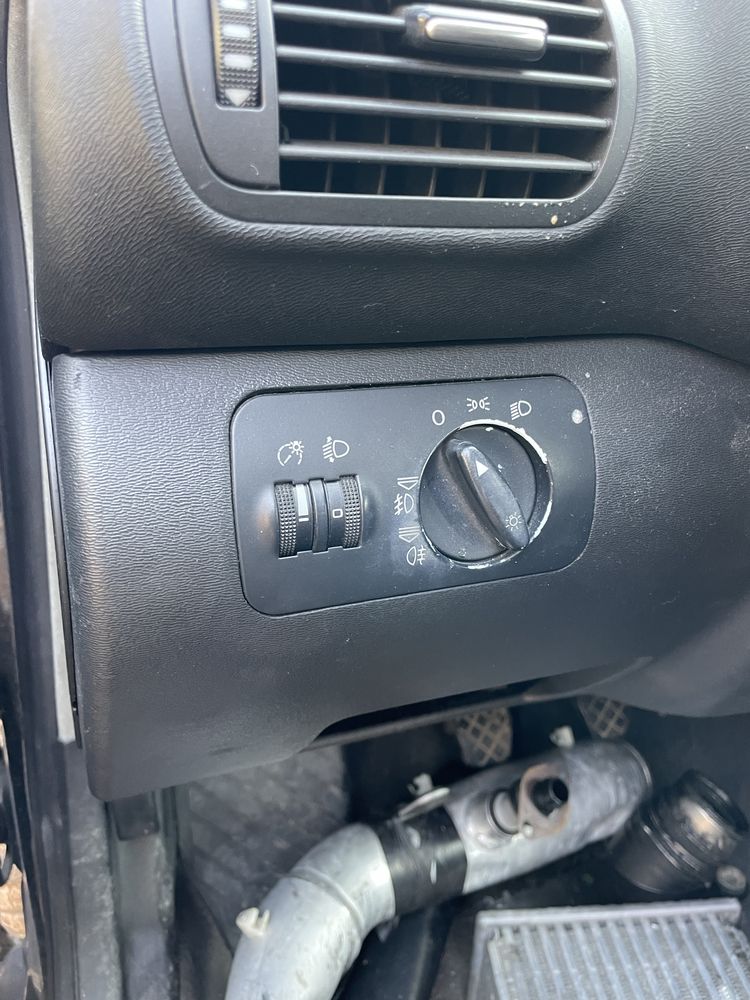 Ключ за фарове Audi A3 8L