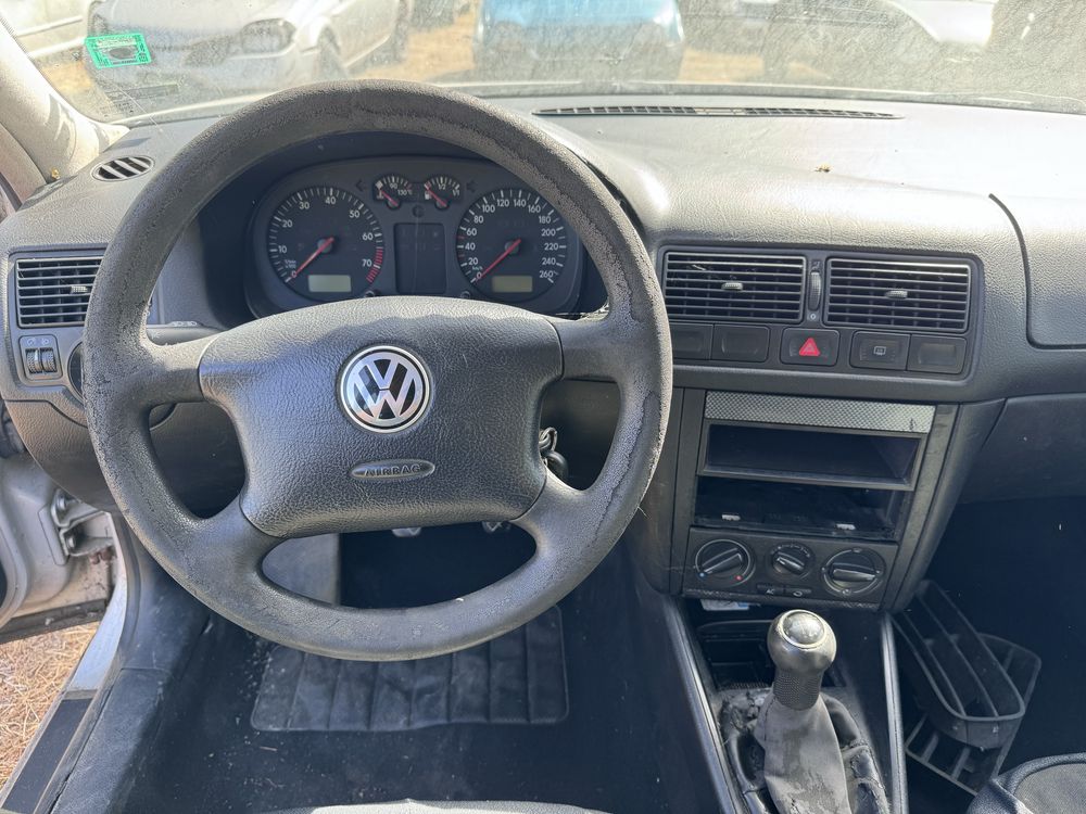 Vw Golf 4 1.6i 101hp 1999г На Части
