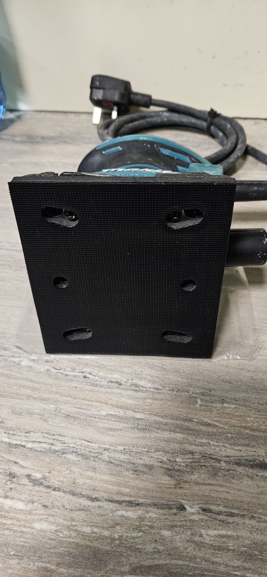 Makita Виброшлайф BO4555 220V