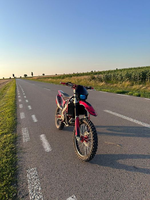 Vând Honda crf 450 2013,cu acte