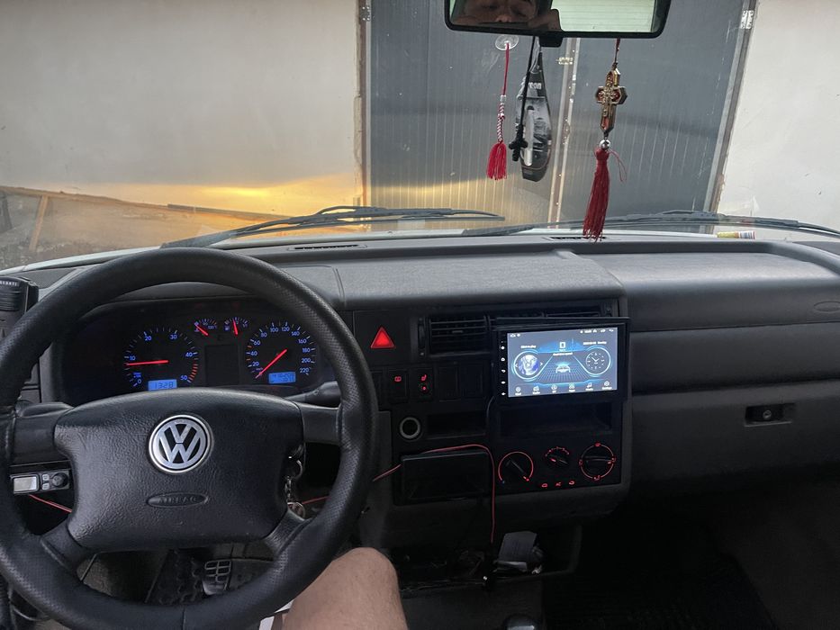 Vand vw caravelle T4 8+1