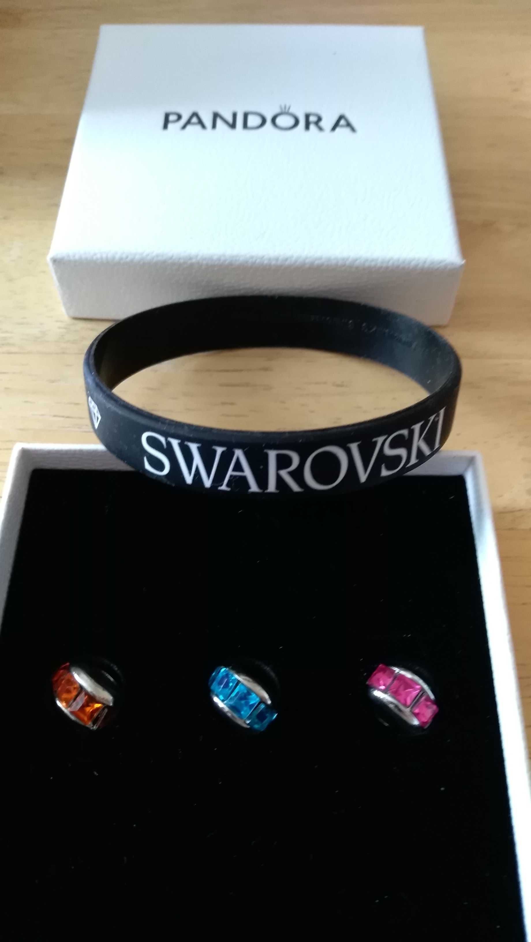 Pandora Charms, noi, cu cristale Swarovski, foarte frumoase