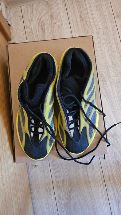 Маратонки adidas