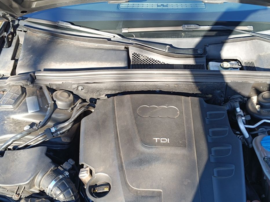 Audi A4 B8 2.0 TDI

An: 2009
Motor: 2.0 de 143 cp, cod motor CAGA
Tran