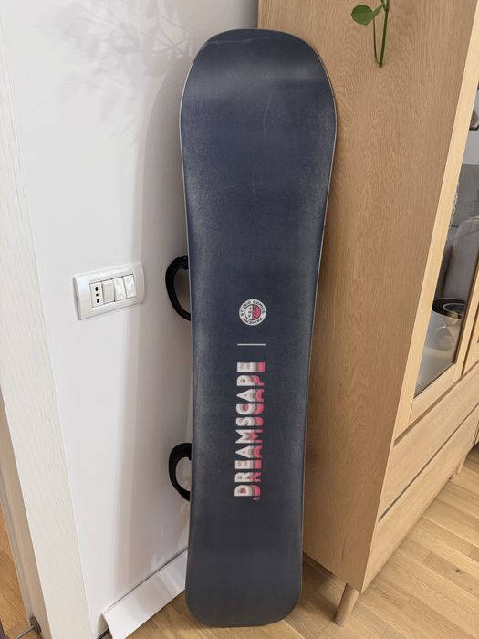 Placa snowboard legaturi