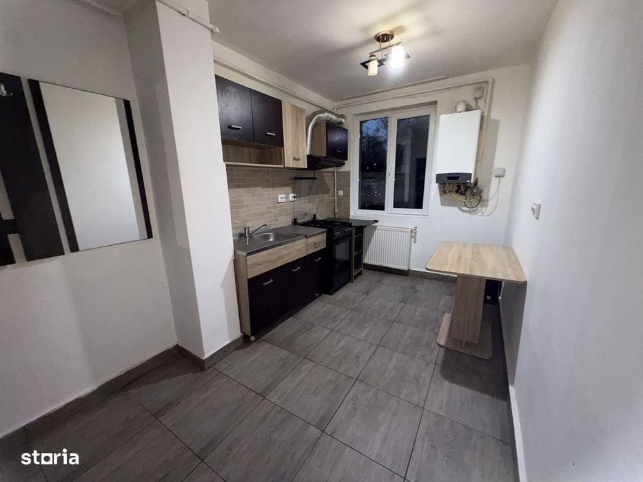 Apartament 2 camere “la cheie “ zona Micro 4(școala nr 2)