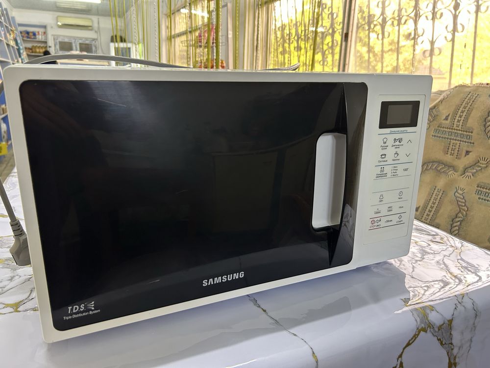 Микроволновка Samsung