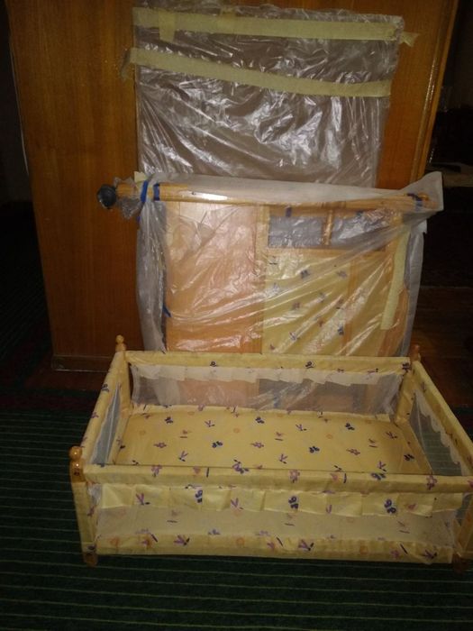 Детская кроватка