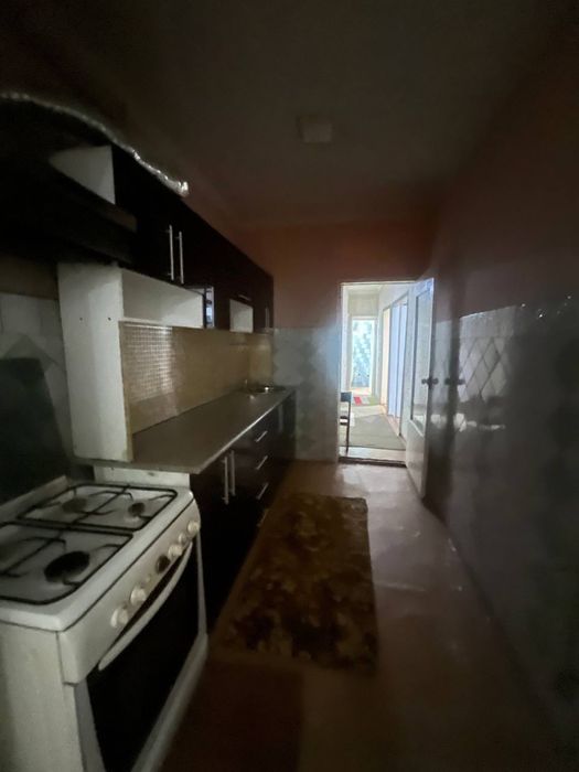 Srochno sdayotsya 3x komnatnaya kvartira or: Mikrorayon