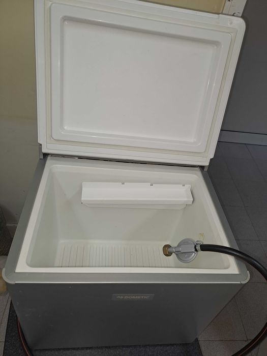 Хладилник  Dometic